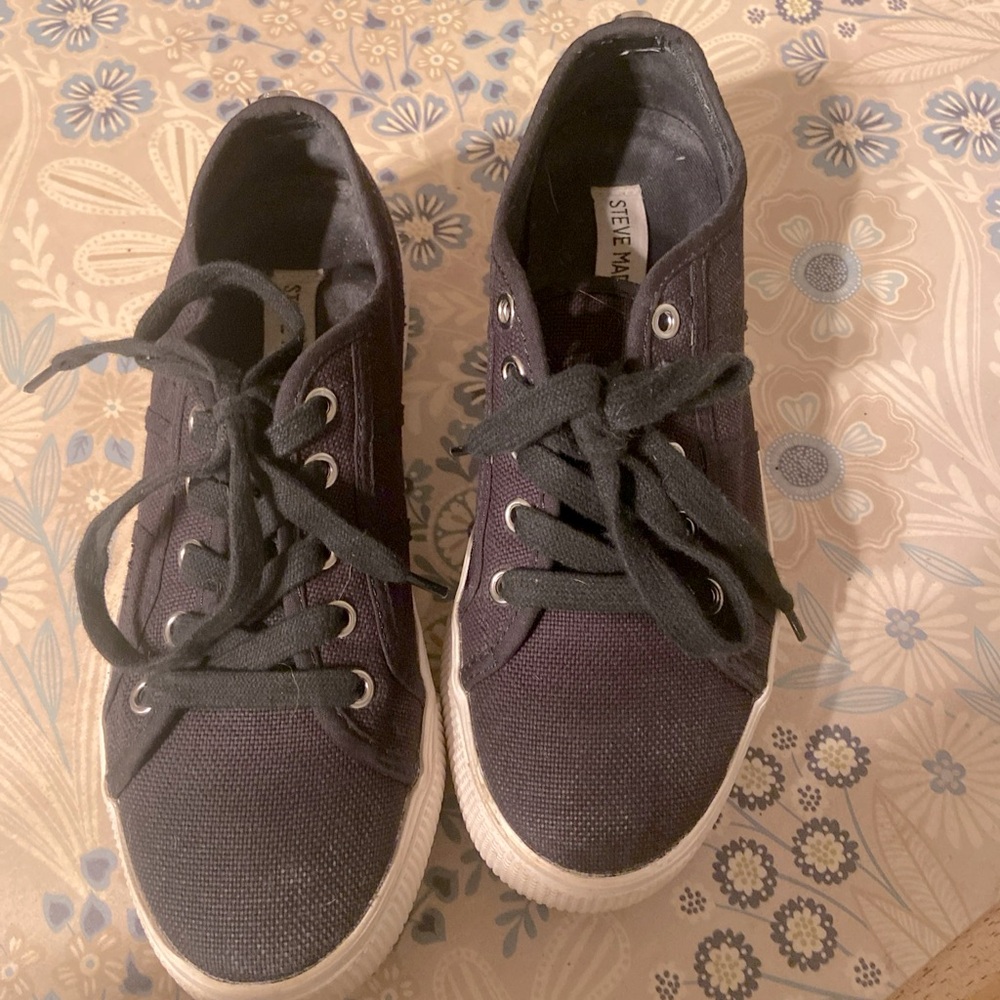 Steve Madden Black Canvas Wedge Sneakers Size 7.5 NWOT